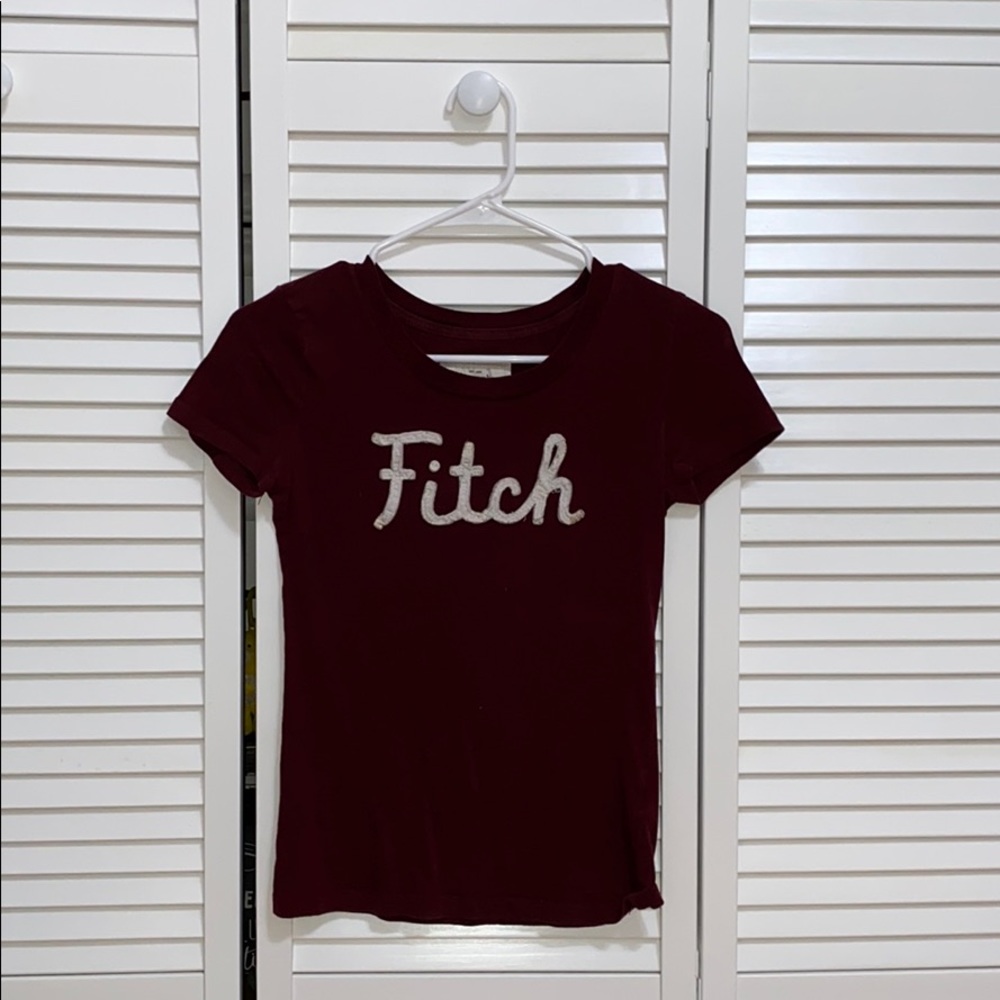 Maroon Abercrombie & Fitch T-Shirt